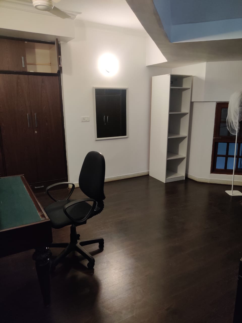 Office deep cleaning