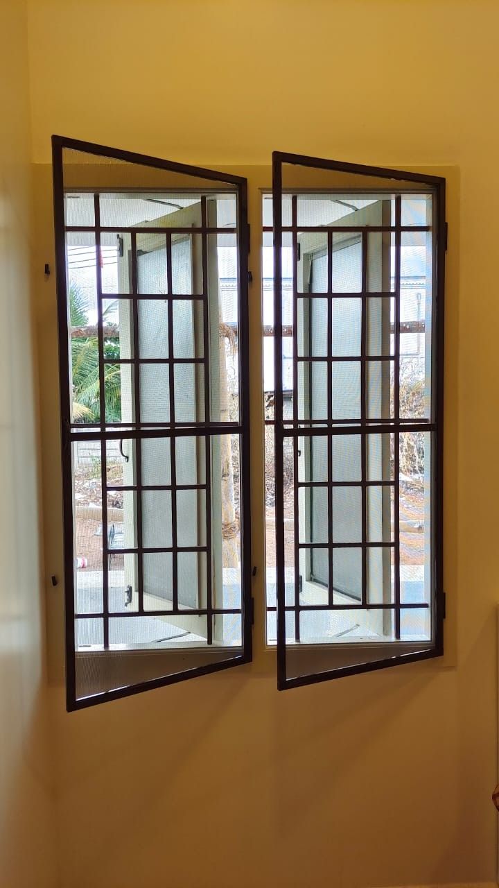 Window mosquito mesh installation